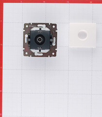 Розетка телевизионная Legrand Valena встраиваемая белая (694284) - фото 5