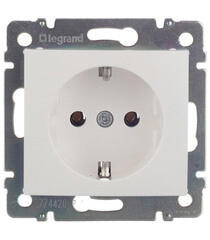 Изображение товара Розетка Legrand Valena встраиваемая белая (694280)