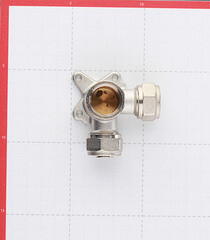 Водорозетка Tiemme двухплоскостная 16 обж(ц) х 1/2 ВР(г) (1600063) - фото 5