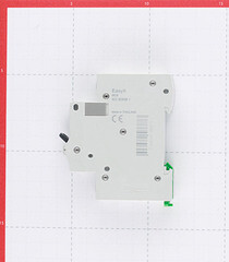 Автоматический выключатель модульный Schneider Electric Easy9 1P 32А тип C 4,5 кА 220 В (EZ9F34132) - фото 3