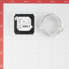 Терморегулятор для теплого пола Systeme Electric AtlasDesign встраиваемый белый (ATN000138) - фото 6