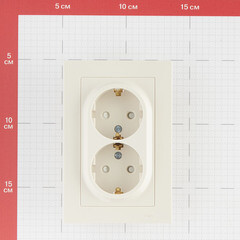 Розетка Systeme Electric AtlasDesign встраиваемая бежевая со шторками (ATN000226) - фото 3