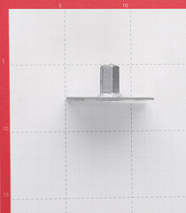 Пластина опорная оцинкованная 60х60х2 мм с гайкой М8 - фото 2