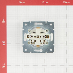 Розетка Lezard Karina встраиваемая жемчужно-белая (707-3088-122B) - фото 3