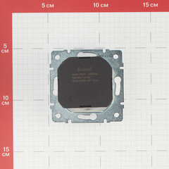 Розетка Lezard Karina встраиваемая жемчужно-белая с USB-A (707-3088-181) - фото 4