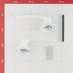 Ручка дверная круглая розетка белая (680204) - фото 2