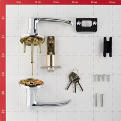 Ручка-защелка с ключом и фиксатором хром (680209) - фото 2