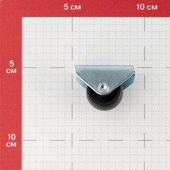 Опора колесная неповоротная пластик на площадке 25 мм черная (1 шт.) - фото 2
