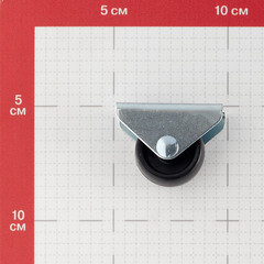 Опора колесная неповоротная пластик на площадке 30 мм черная (1 шт.) - фото 2