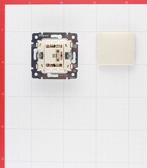 Переключатель Legrand Valena одноклавишный встраиваемый слоновая кость (695608) - фото 5