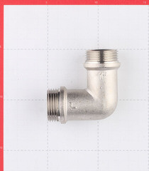 Угол Valtec 1 НР(ш) х 1 НР(ш) латунный (VTr.093.N.0006) - фото 4