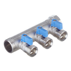 Изображение товара Коллектор Henco 1 ВР(г) х 3 выхода 3/4 НР(ш) ЕК х 1 НР(ш) с шаровыми кранами (VB060503-BLAUW)