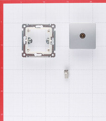 Розетка телевизионная Hegel Master встраиваемая серебро (РСТВ-401-06) - фото 3