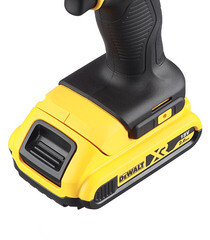 Дрель-шуруповерт аккумуляторная DeWalt 18 В 2 Ач Li-Ion 2 АКБ и ЗУ (DCD771D2-QW) - фото 5