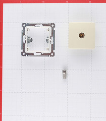 Розетка телевизионная Hegel Master встраиваемая слоновая кость (РСТВ-401-01) - фото 4