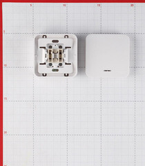 Выключатель Systeme Electric Blanca одноклавишный накладной белый с подсветкой (BLNVA101111) - фото 6