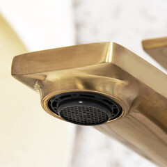 Смеситель для раковины высокий WasserKraft Aisch однорычажный золото (5503H) - фото 2