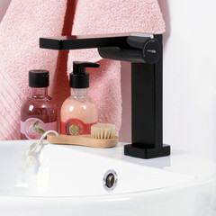 Смеситель для раковины WasserKraft Elbe однорычажный черный (7410) - фото 2