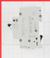 Автоматический выключатель модульный ABB S203 3P 40А тип C 6 кА 400 В (2CDS253001R0404) - фото 3