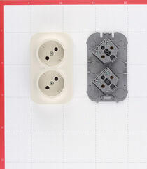 Розетка Legrand Quteo накладная слоновая кость (782261) - фото 3