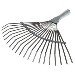 Грабли веерные 20 зубьев пластинчатые металлическая основа