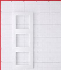 Рамка Simon 15 трехместная белая (1500630-030) - фото 3