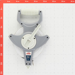 Рулетка КМ ручная 3-кратное ускорение намотки 50 м x 13 мм - фото 2