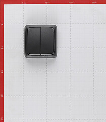 Выключатель Hegel Alfa двухклавишный накладной черный с изолирующей пластиной (ВА10-153-08) - фото 5