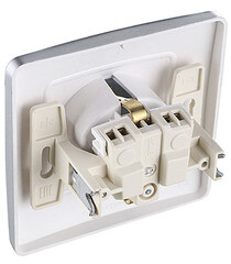 Розетка Systeme Electric Blanca встраиваемая алюминий со шторками (BLNRS001113) - фото 2