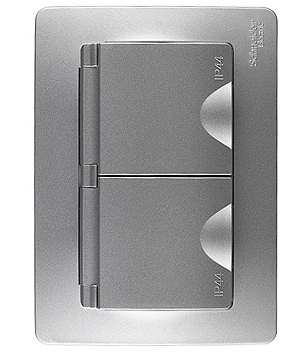 Изображение товара Розетка Systeme Electric Blanca со шторками для влажных помещений