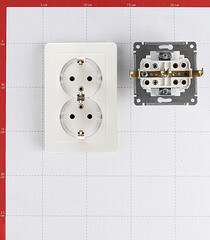 Розетка Hegel Master встраиваемая слоновая кость (РС16-381-01) - фото 3