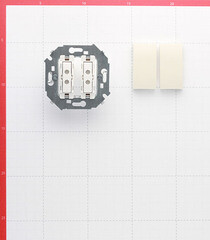 Переключатель Simon 15 двухклавишный встраиваемый слоновая кость (1591397-031) - фото 6