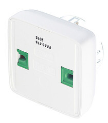 Розетка Hegel Alfa накладная белая тонкая со шторками (РА16-174) - фото 3