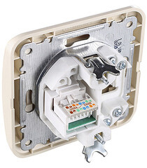 Розетка компьютерная Makel Mimoza встраиваемая бежевая RJ45 (25035) - фото 3