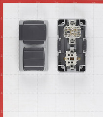 Блок выключатель и розетка Makel Mimoza двухклавишный накладной серый (36064203) - фото 4