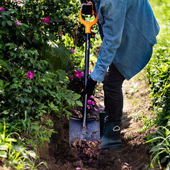 Лопата штыковая Plantic Terra стальная остроугольная садовая с металлическим черенком 800 мм (11003-01) - фото 6
