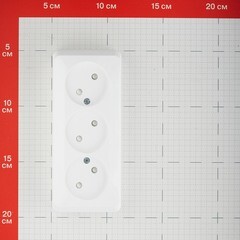 Розетка Systeme Electric Этюд накладная белая со шторками (PA16-010B) - фото 2