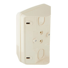 Розетка Systeme Electric Этюд накладная кремовая со шторками (PA16-108K) - фото 3