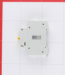 Автоматический выключатель модульный IEK Karat ВА 47-29 1P 32А тип C 4,5 кА 230/400 В (MVA20-1-032-C) - фото 4