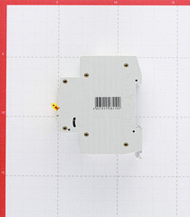 Автоматический выключатель модульный IEK Karat ВА 47-29 3P 40А тип C 4,5 кА 400 В (MVA20-3-040-C) - фото 2