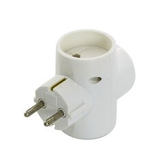 Разветвитель 3 гнезда 1 гнездо с заземлением 2 гнезда без заземления 16 А белый