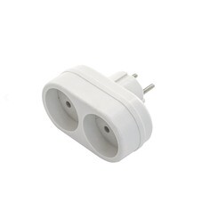 Разветвитель 2 гнезда с заземлением 16 А плоский белый