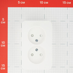 Розетка Systeme Electric Blanca накладная молочная со шторками (BLNRA001212) - фото 2