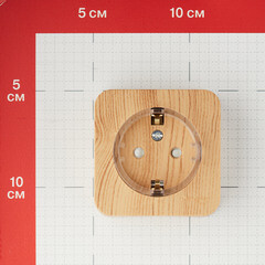 Розетка Systeme Electric Blanca накладная ясень со шторками компакт (BLNRA111115) - фото 3