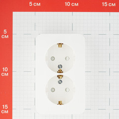 Розетка Systeme Electric Blanca накладная молочная со шторками (BLNRA011212) - фото 2