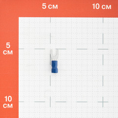 Наконечник вилочный изолированный КВТ НВИ d4 мм 1-2,5 кв. мм (30 шт.) - фото 2