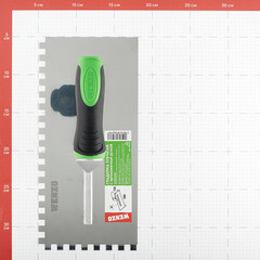 Гладилка зубчатая Wenzo 280х130 мм зуб 8х8 мм с эргономичной ручкой - фото 2