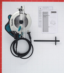 Пила дисковая электрическая Makita HS6601 1050 Вт 165 мм - фото 2