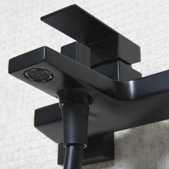 Смеситель для ванны WasserKraft Abens черный однорычажный с коротким изливом с лейкой (2001) - фото 5