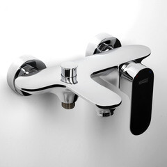 Смеситель для ванны WasserKraft Dinkel хром однорычажный с коротким изливом без лейки (5801) - фото 2